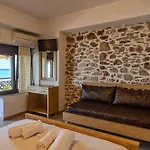 Apartment Paloudas Bay *