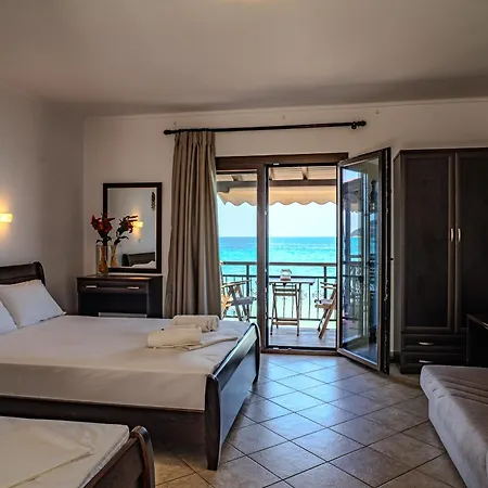Paloudas Bay Apartmán