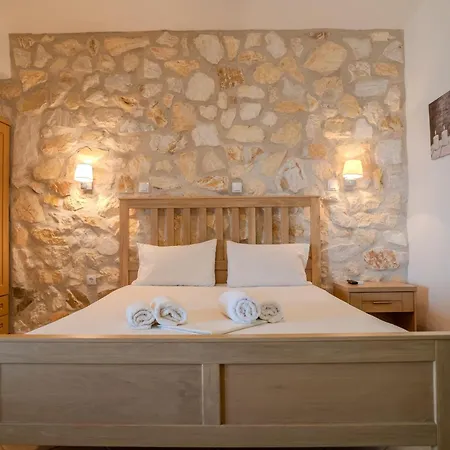 Paloudas Bay Apartamento
